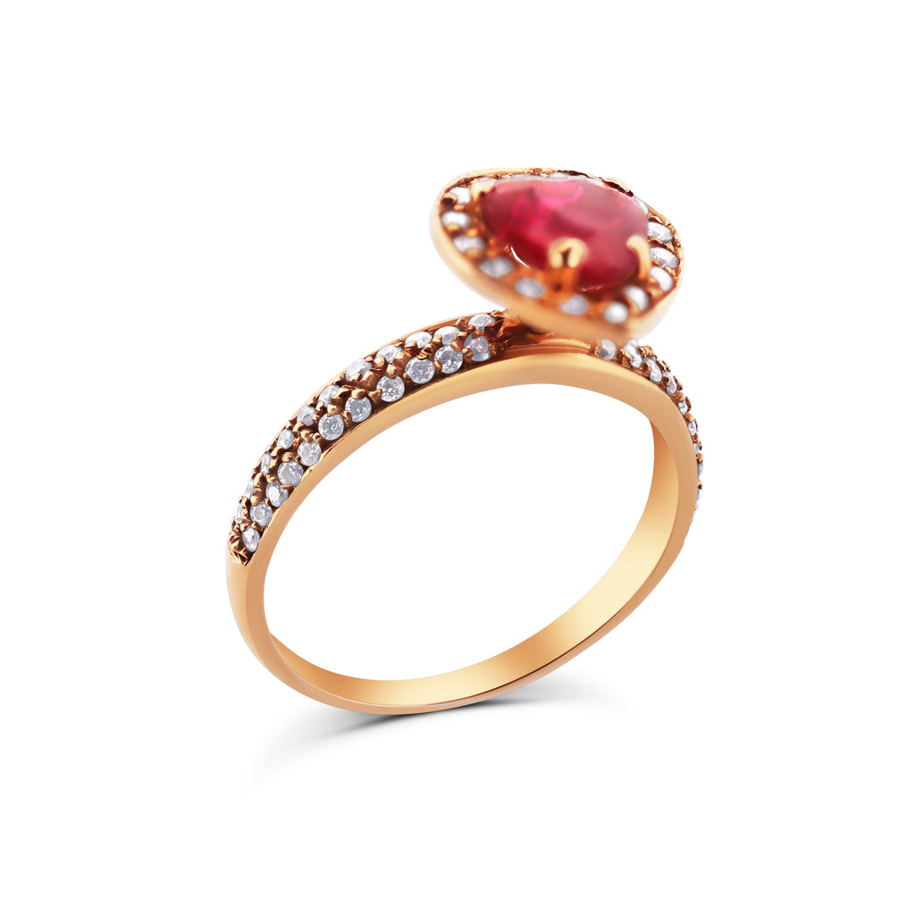 ANELLO IN ORO ROSA CON RUBINO A CUORE
